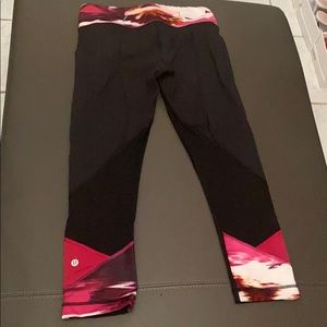 Lululemon size 6 leggings